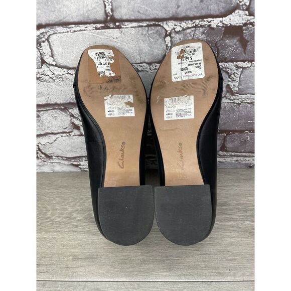 Clarks Marilyn Black Leather Patent Cap Toe Pump Heels Shoes Women Sz 8M US/39EU - Picture 9 of 16
